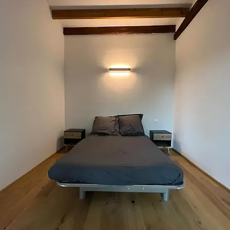 Modern House - Proche Foret Apartmán *